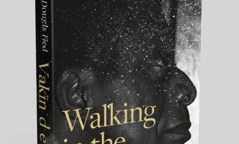 كتاب Walking in the Dark جيمس بولدوين وأبي وأنا